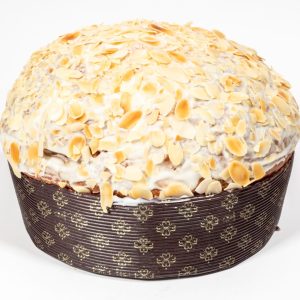 panettone artigianale siciliano farcito con crema mandorla